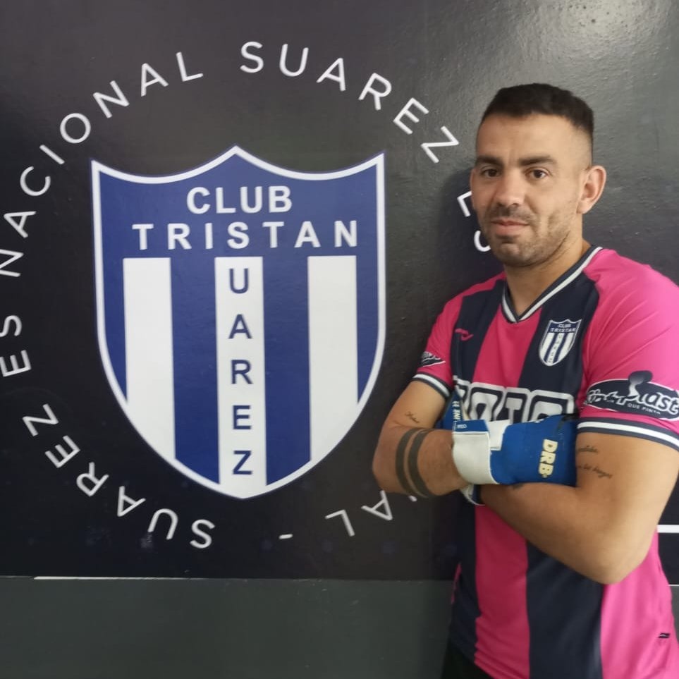 Joaquin Mendive - Jugador de fútbol - Club Tristán Suárez